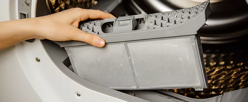 Signs Of A Clogged Dryer Lint Trap in Hermiston, Oregon